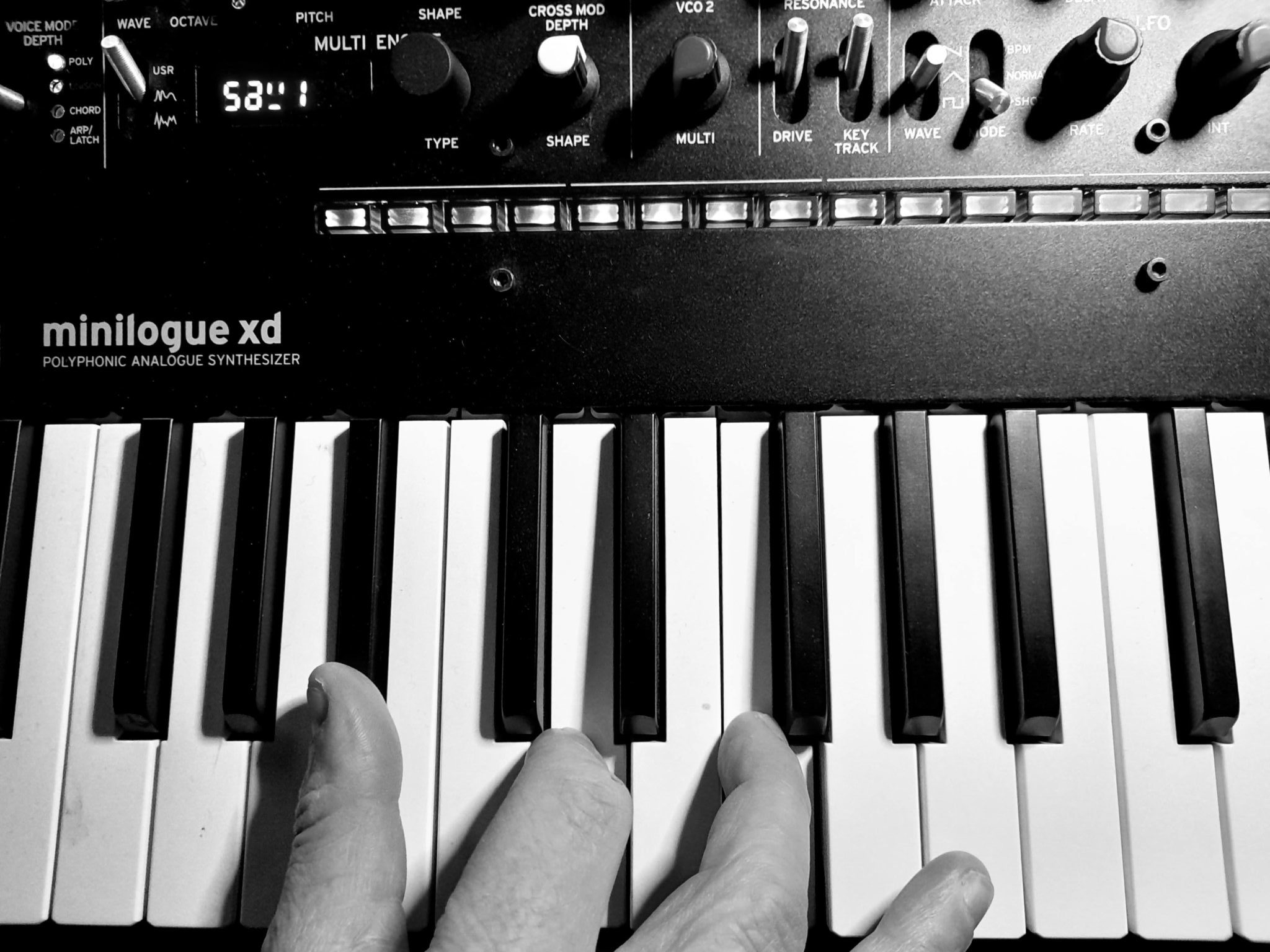 b flat minor key keyboard